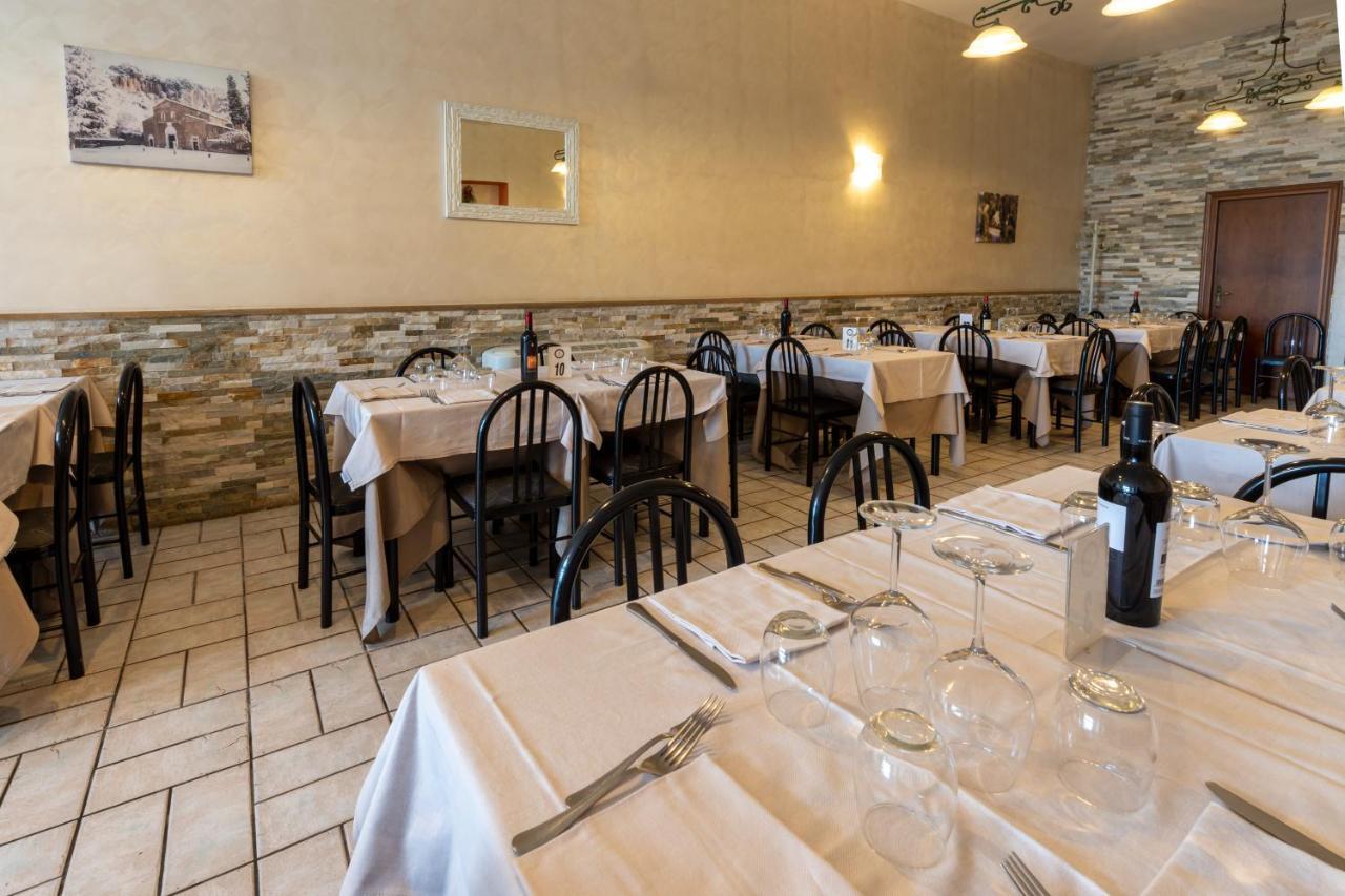 Il Contado B&B Castel Sant'Elia Экстерьер фото