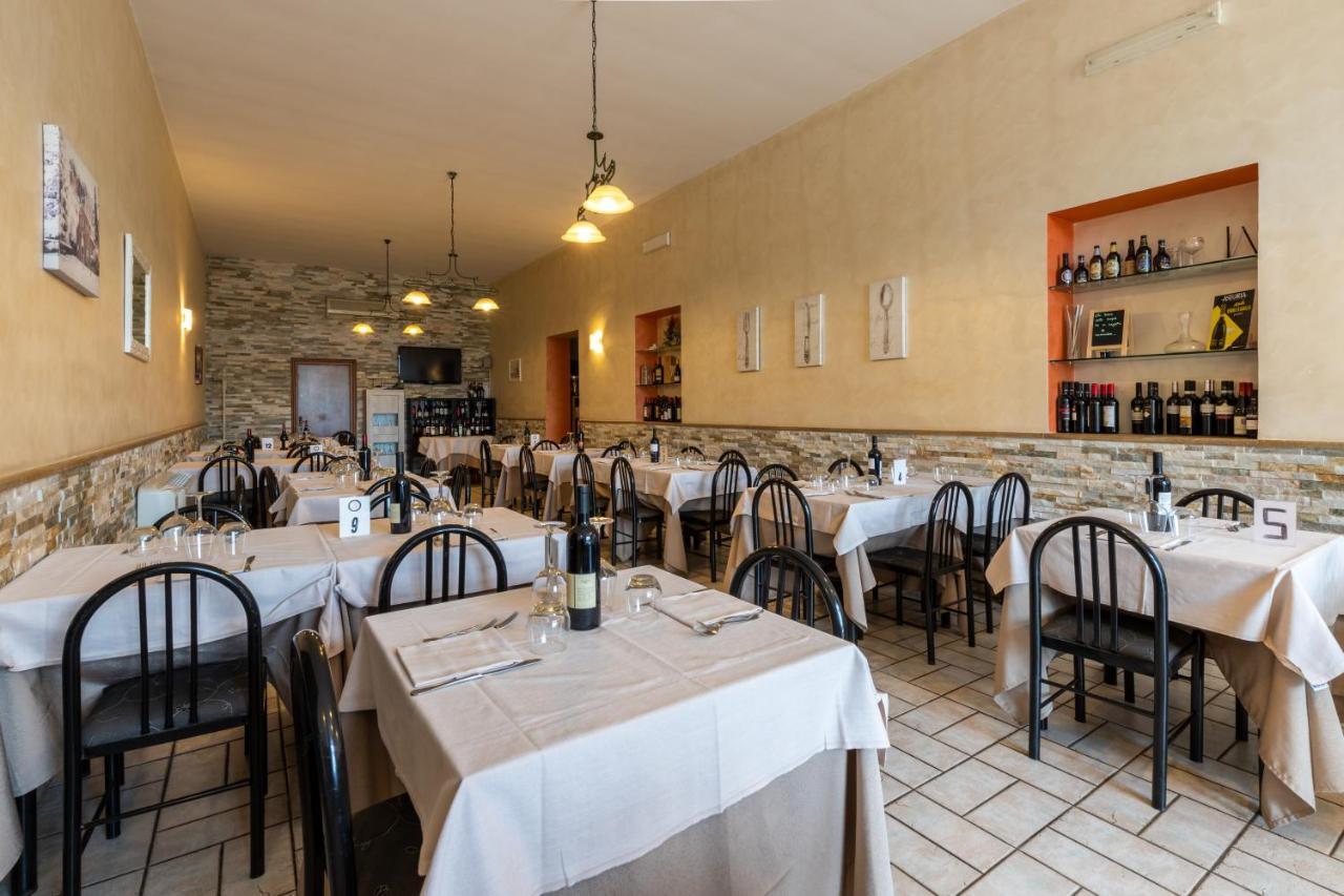 Il Contado B&B Castel Sant'Elia Экстерьер фото